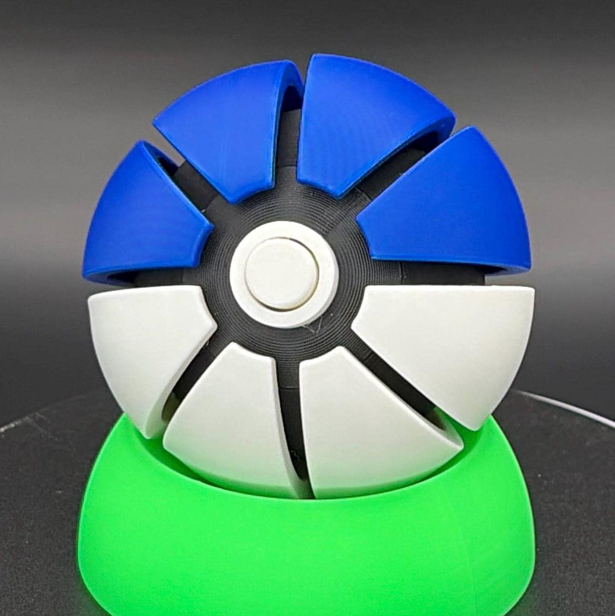 PokéBall Fidget Toy, Clicky Stress Relief Gadget, ADHD Focus Tool (Licensed)