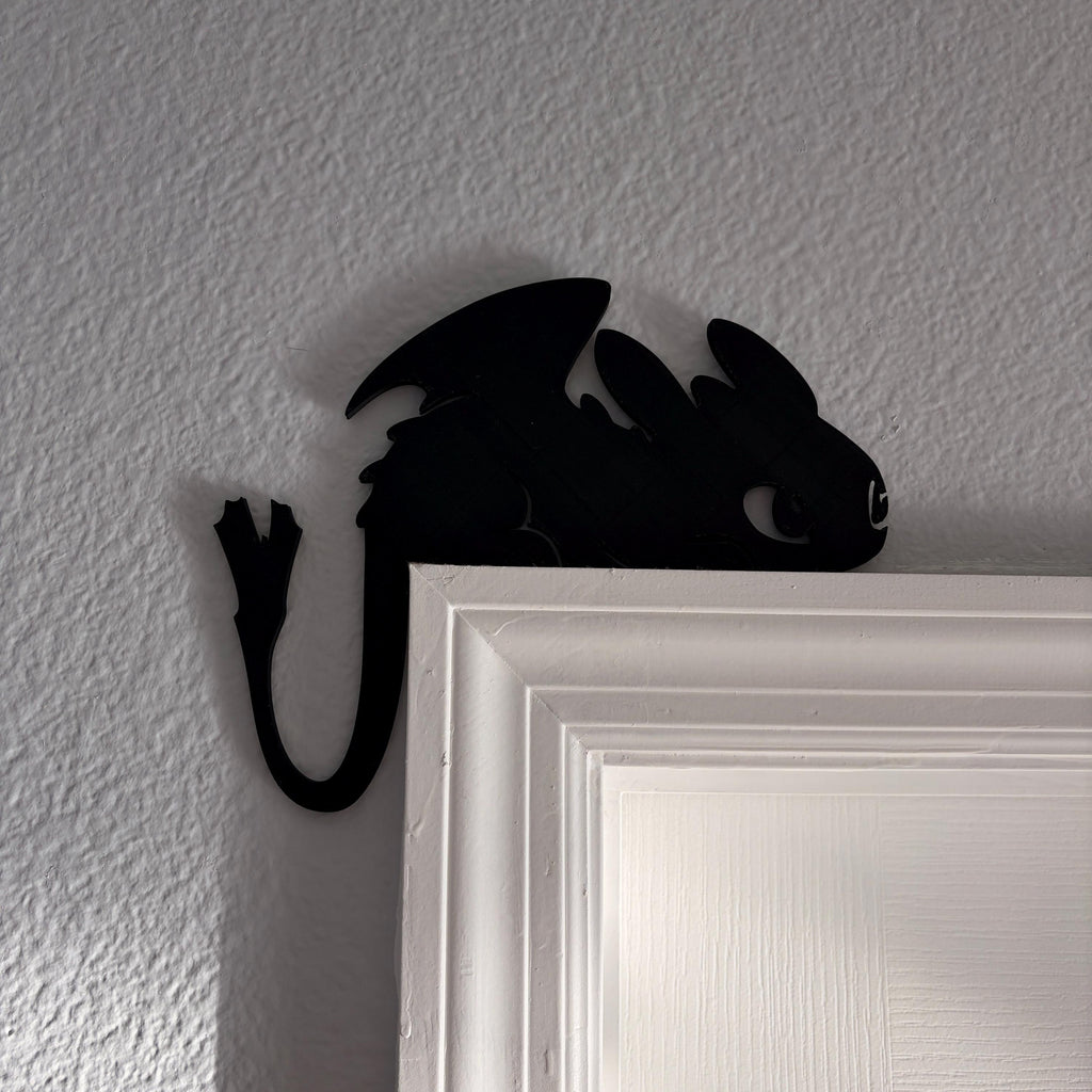 Door Frame Dragon (Toothless-Inspired Silhouette)