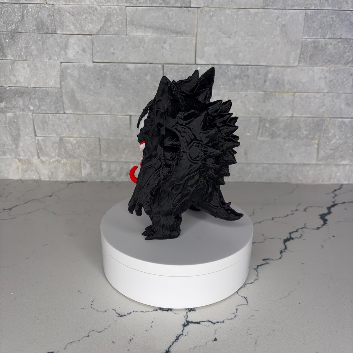 Venom-Gengar Shadow Figurine, Dark Symbiote Creature Statue, 3D Printed Desk Art