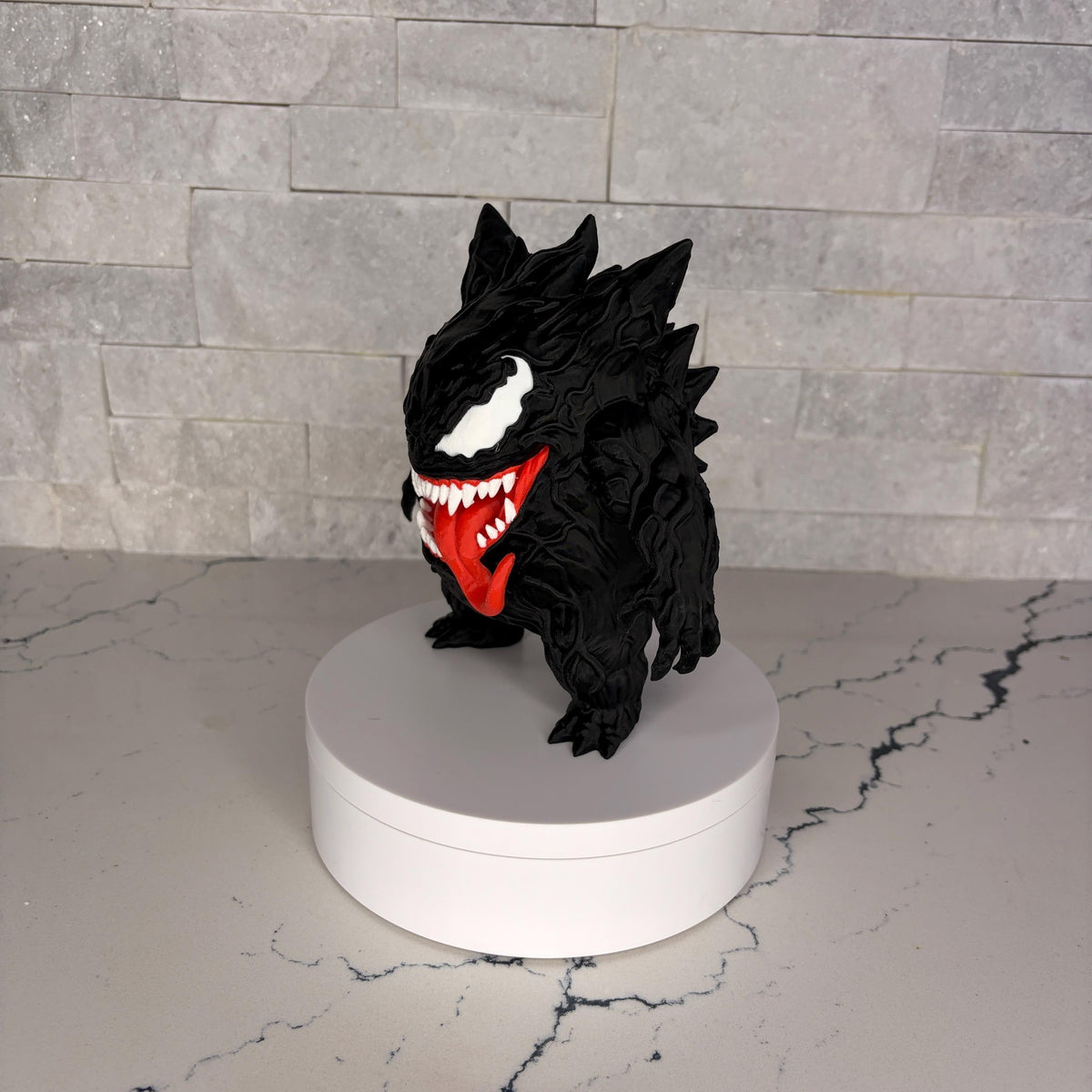 Venom-Gengar Shadow Figurine, Dark Symbiote Creature Statue, 3D Printed Desk Art